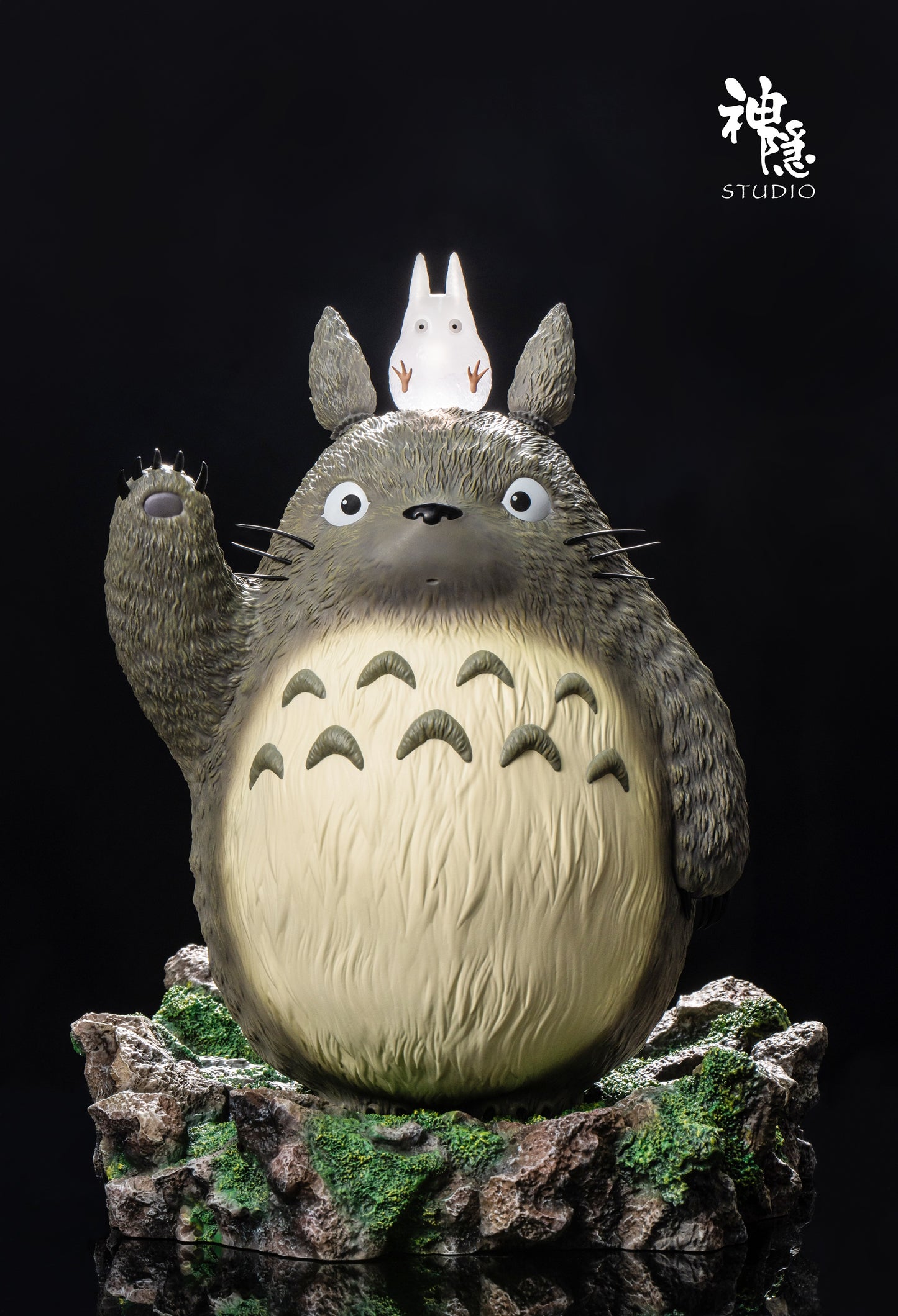 Shen Yin Studio - Waving Hand Totoro [PRE-ORDER CLOSED]