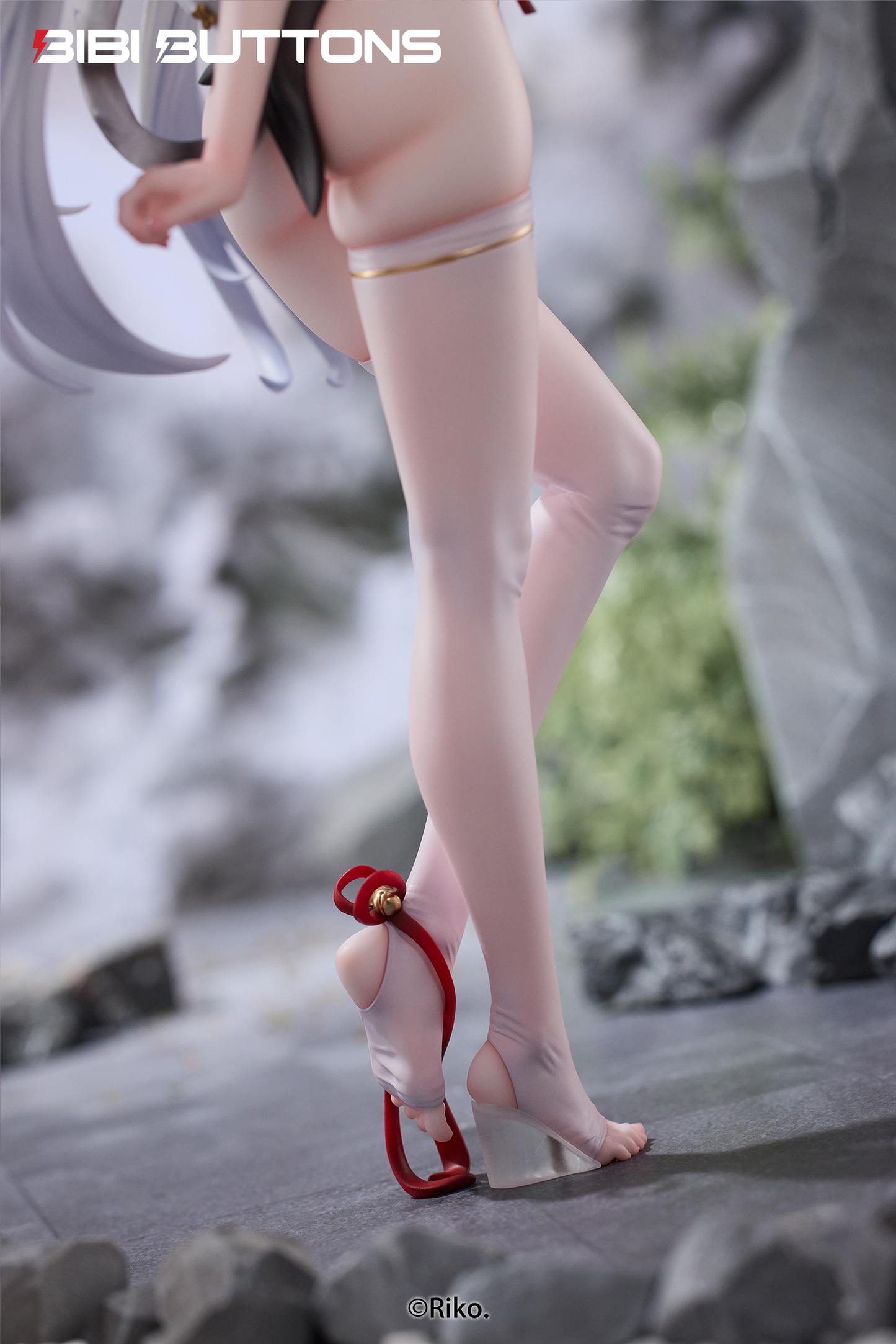 Bibi Buttons - White Tiger [PRE-ORDER]