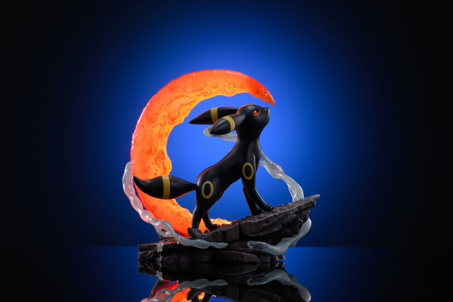 Digital Monster Studio - Umbreon [PRE-ORDER CLOSED]
