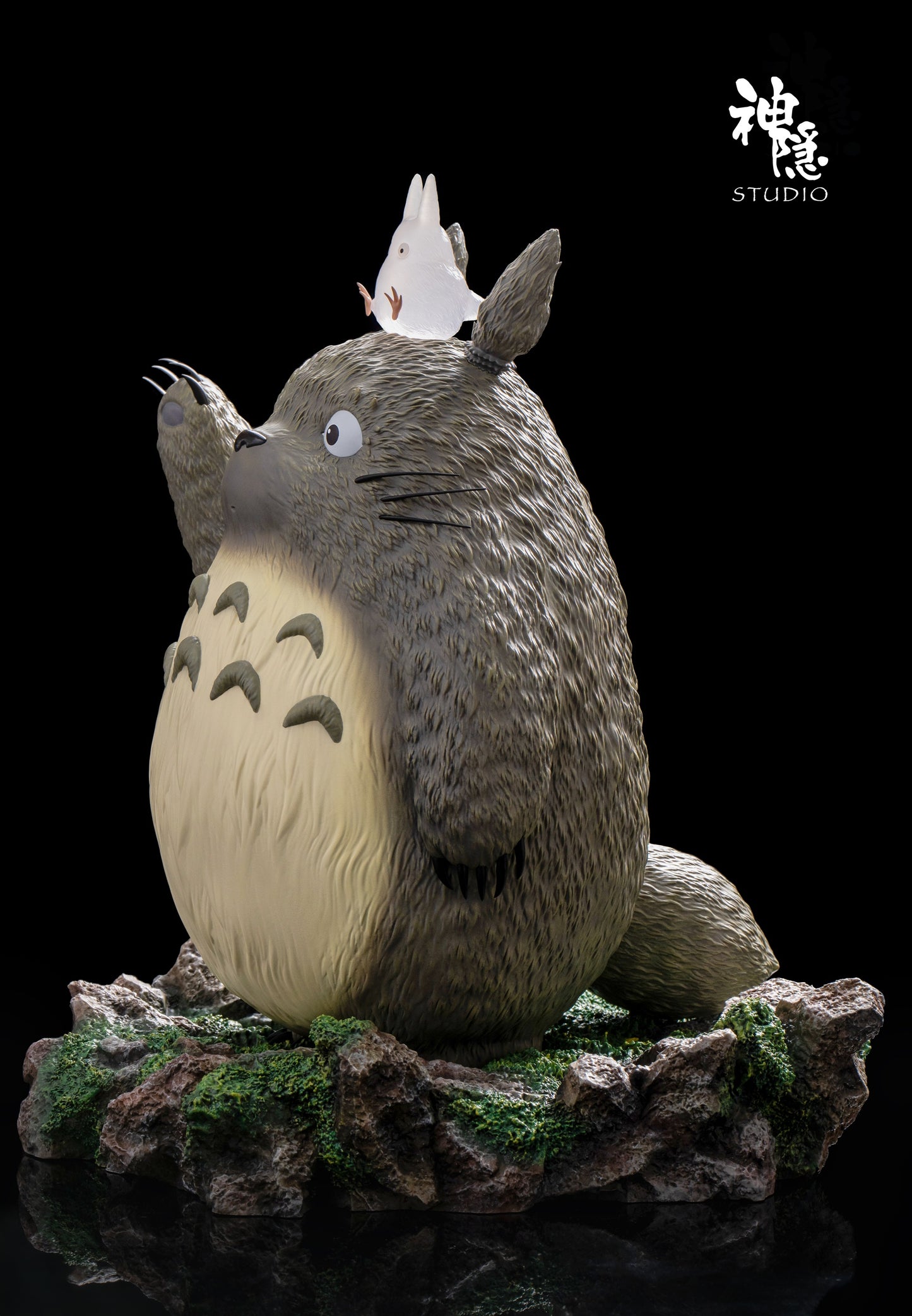 Shen Yin Studio - Waving Hand Totoro [PRE-ORDER CLOSED]