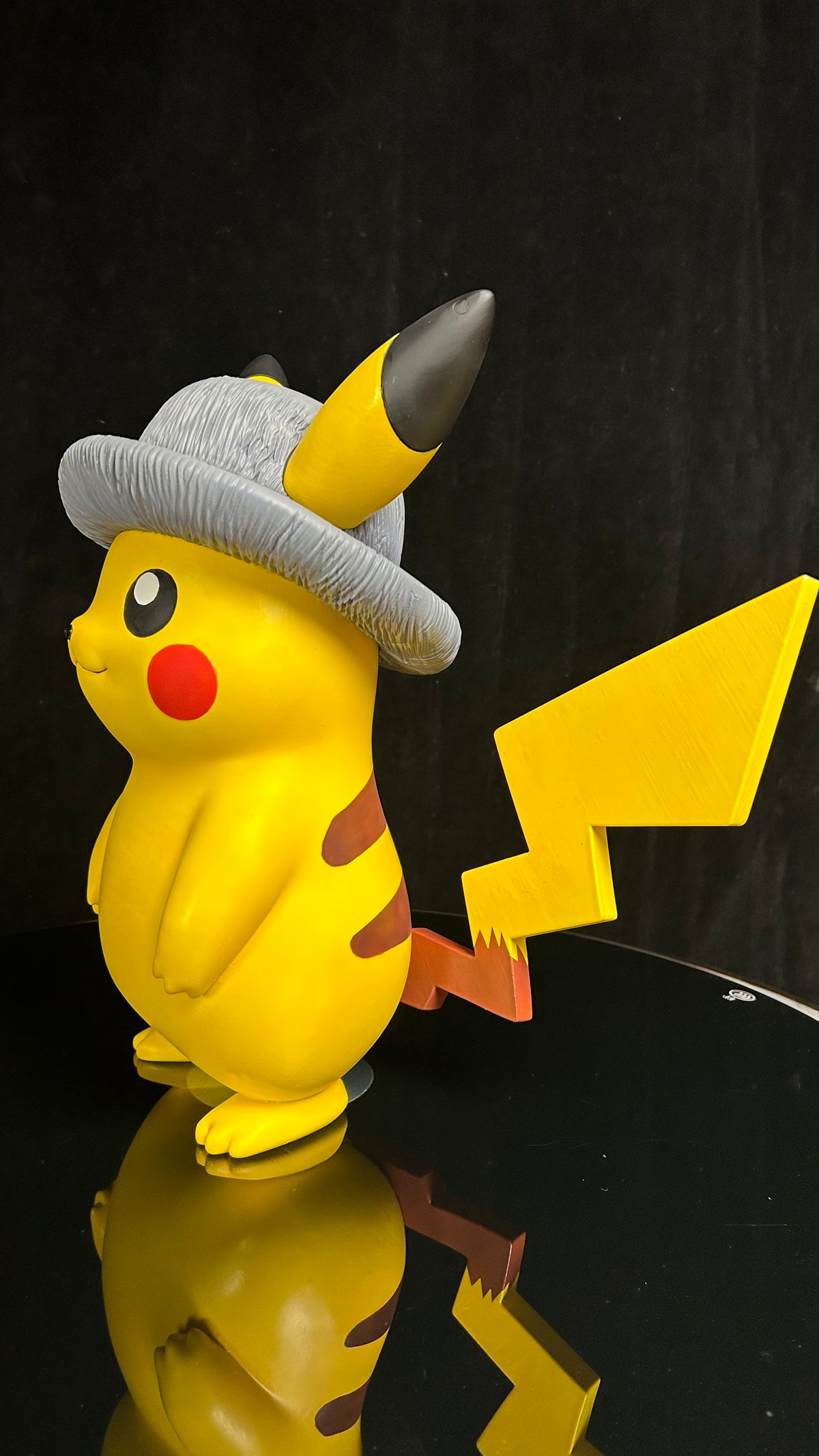 PTCG Studio - Plkachu with Grey Felt Hat [PRE-ORDER]