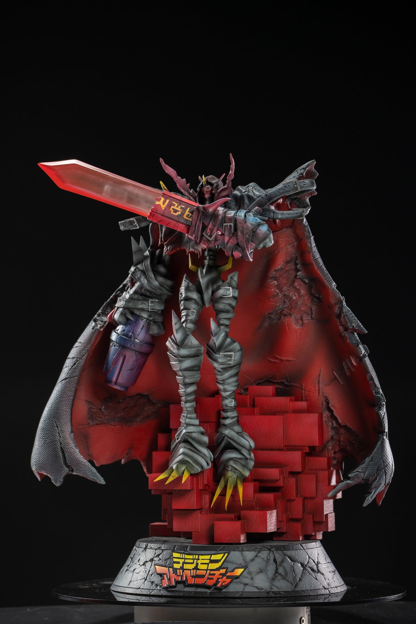 MO Studio - Omegamon Zwart [PRE-ORDER CLOSED]