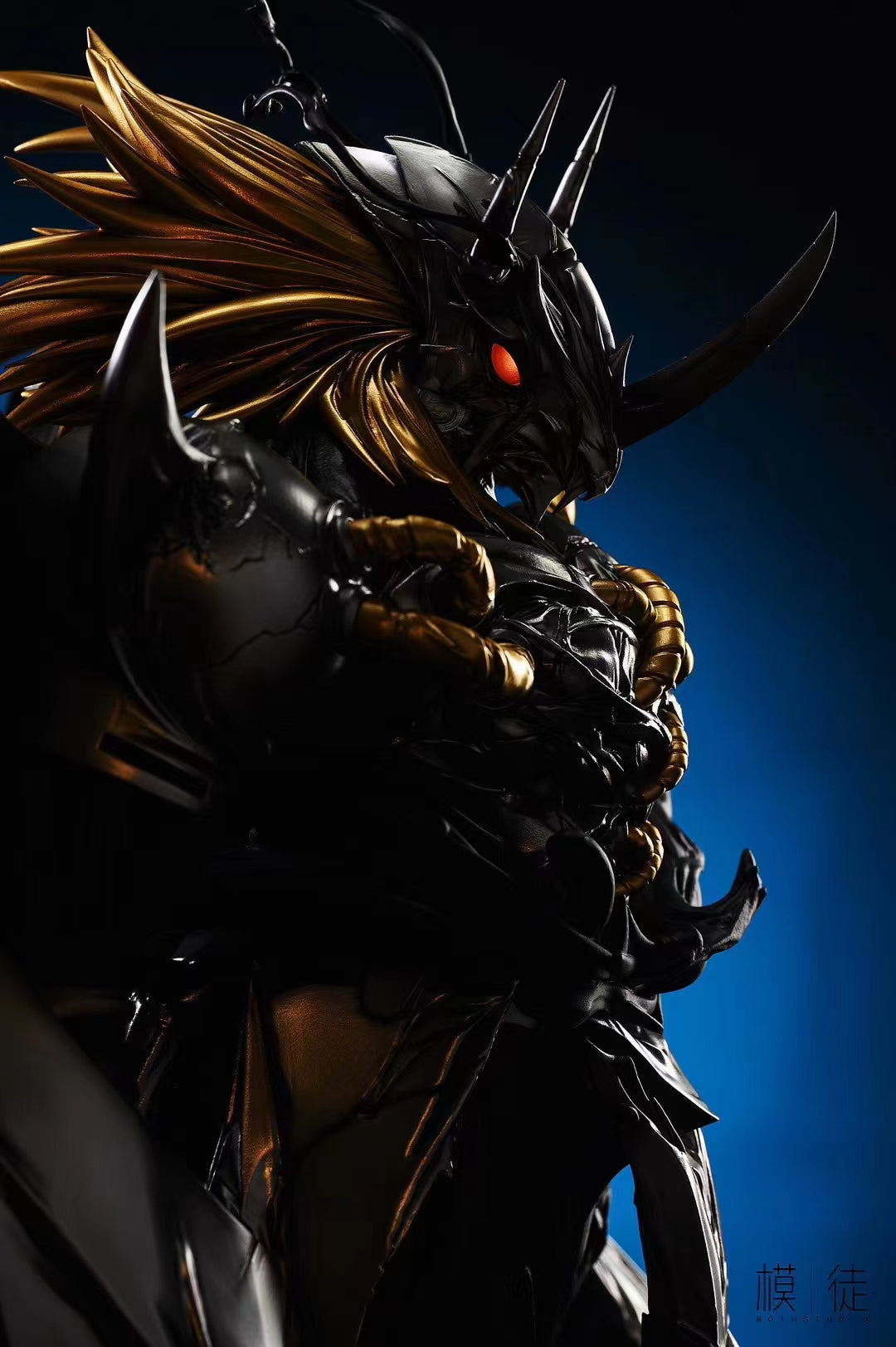 Mo Tu Studio - Black WarGreymon [PRE-ORDER CLOSED]