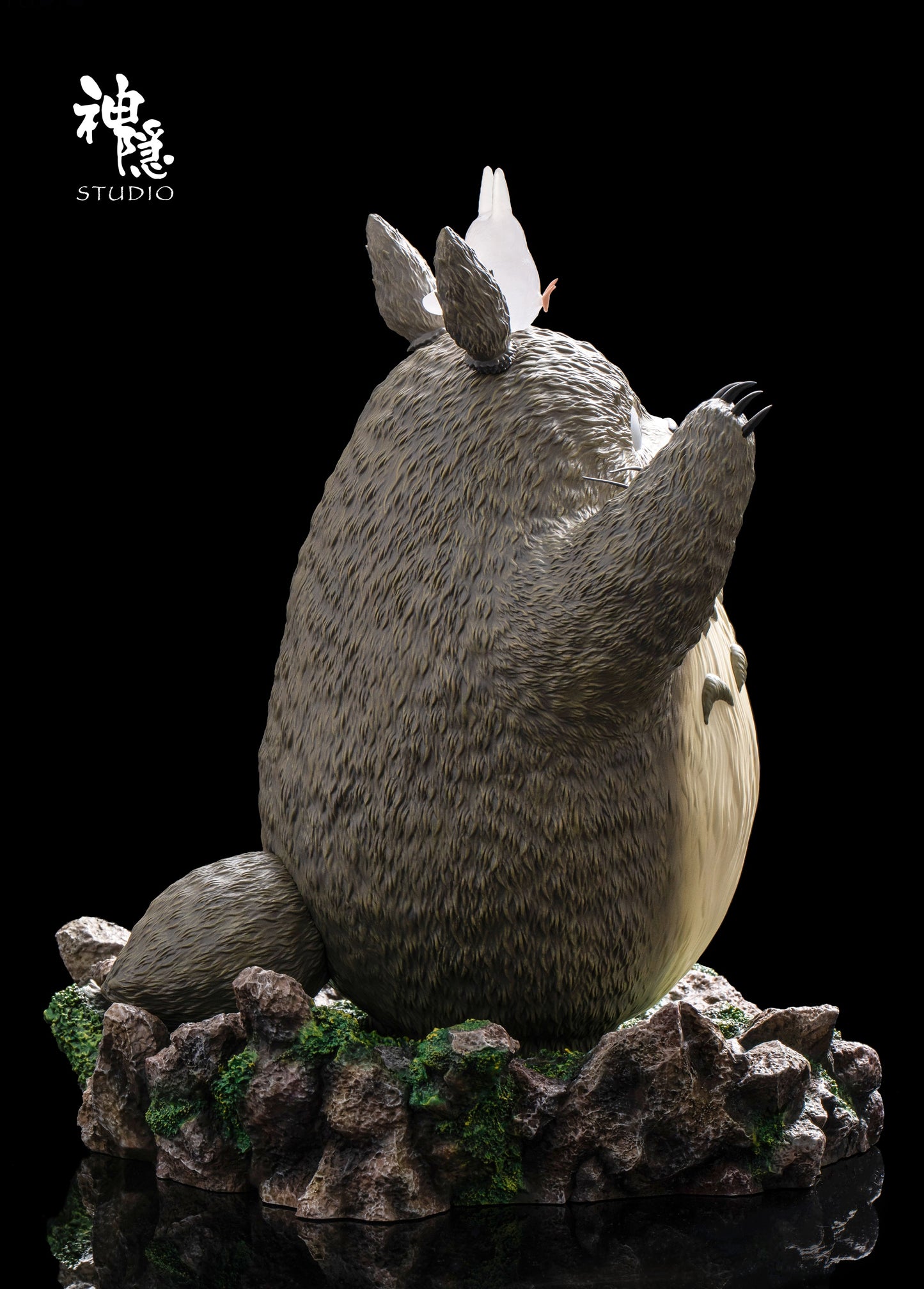 Shen Yin Studio - Waving Hand Totoro [PRE-ORDER CLOSED]