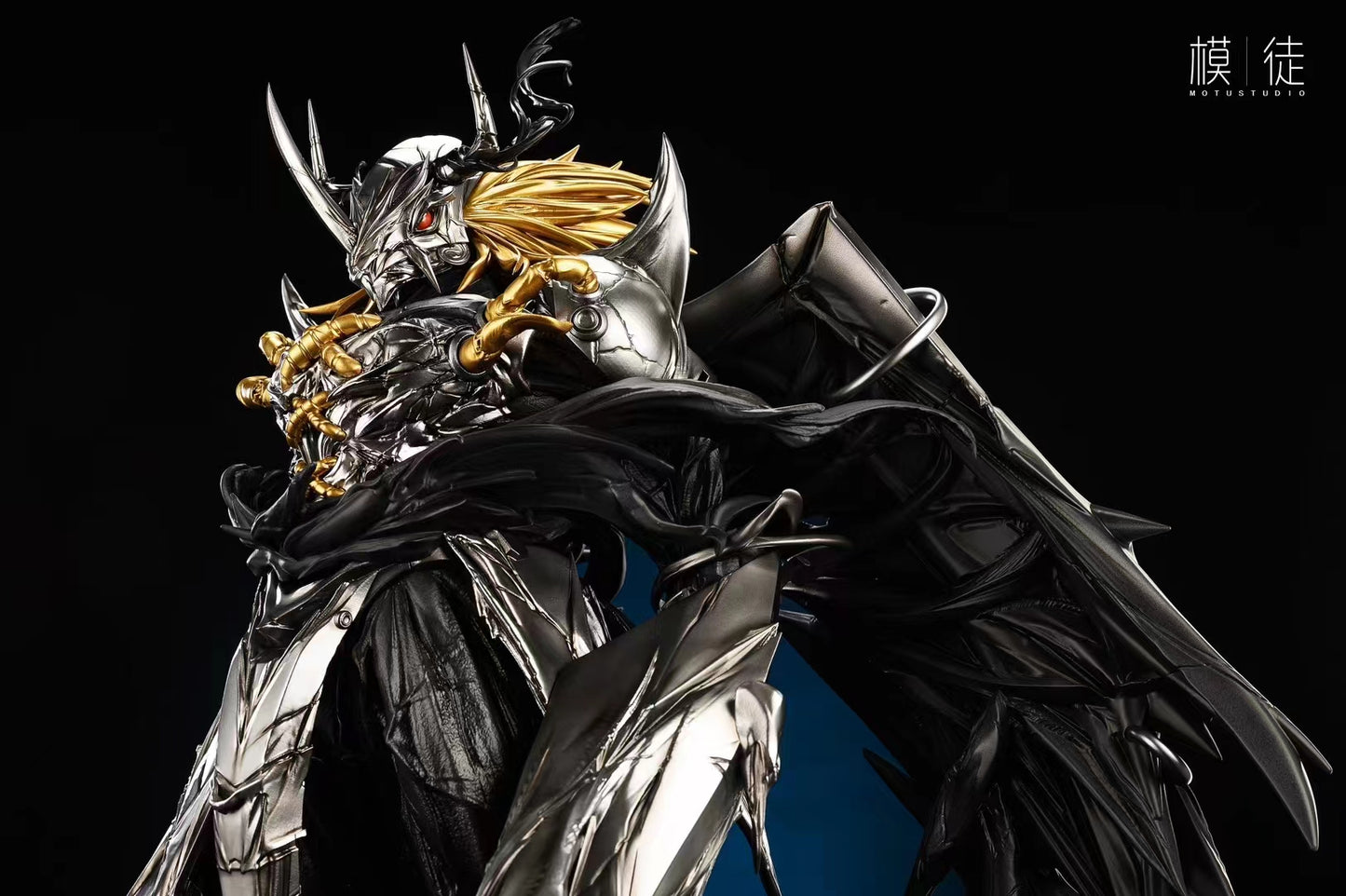 Mo Tu Studio - Black WarGreymon [PRE-ORDER CLOSED]