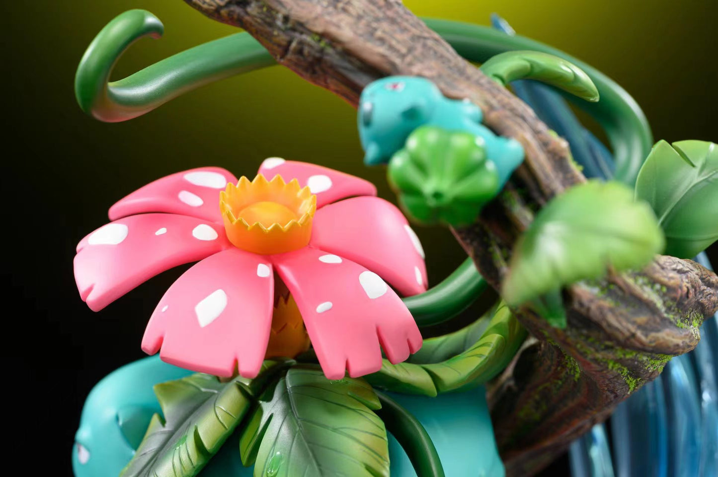 City Starlight Studio - Venusaur [PRE-ORDER CLOSED]