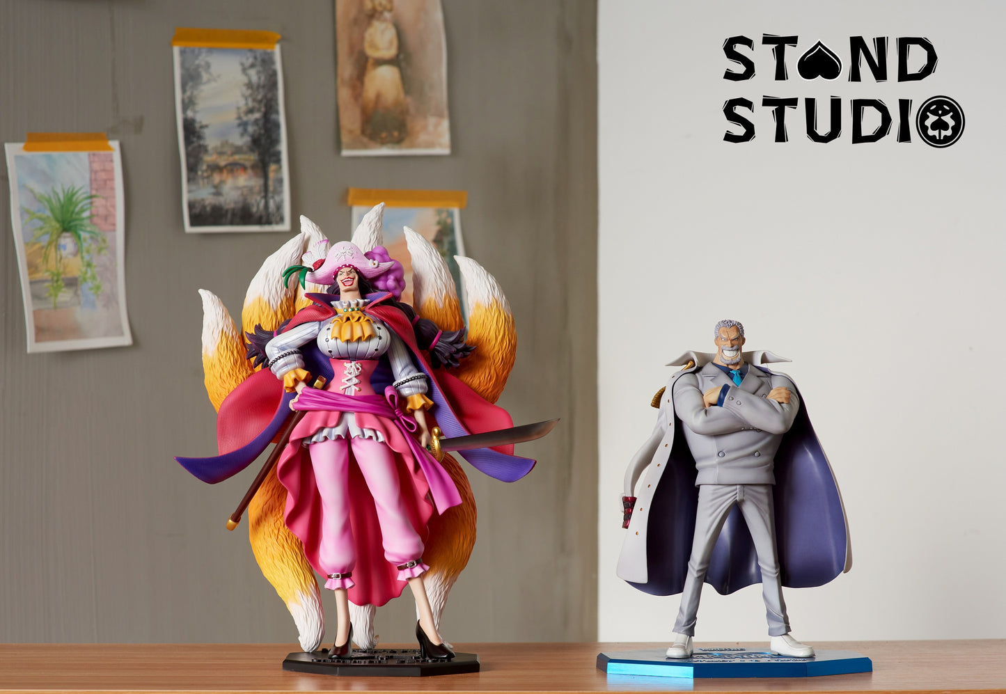 Stand Studio - Catarina [PRE-ORDER CLOSED]