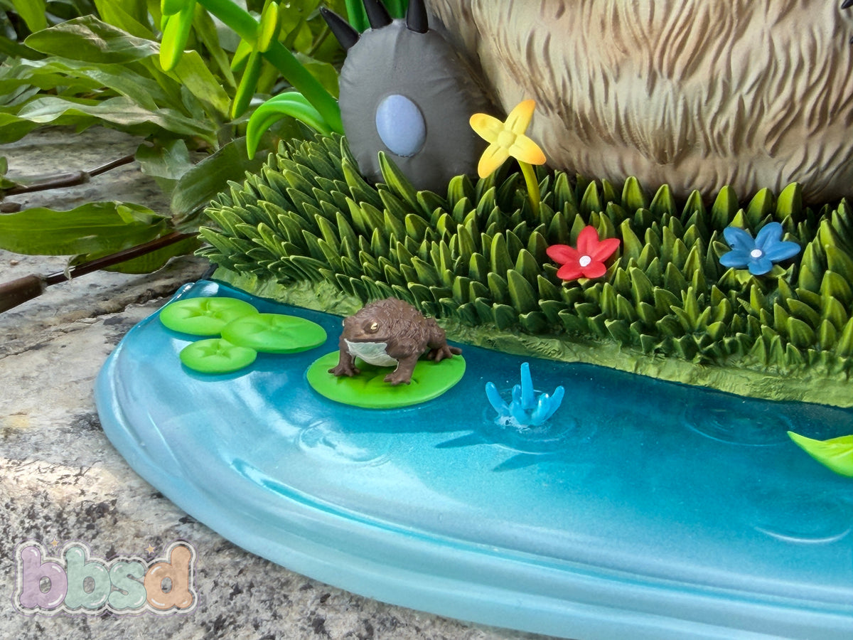 BBSD Studio - Totoro Sheltering from the Rain [PRE-ORDER]