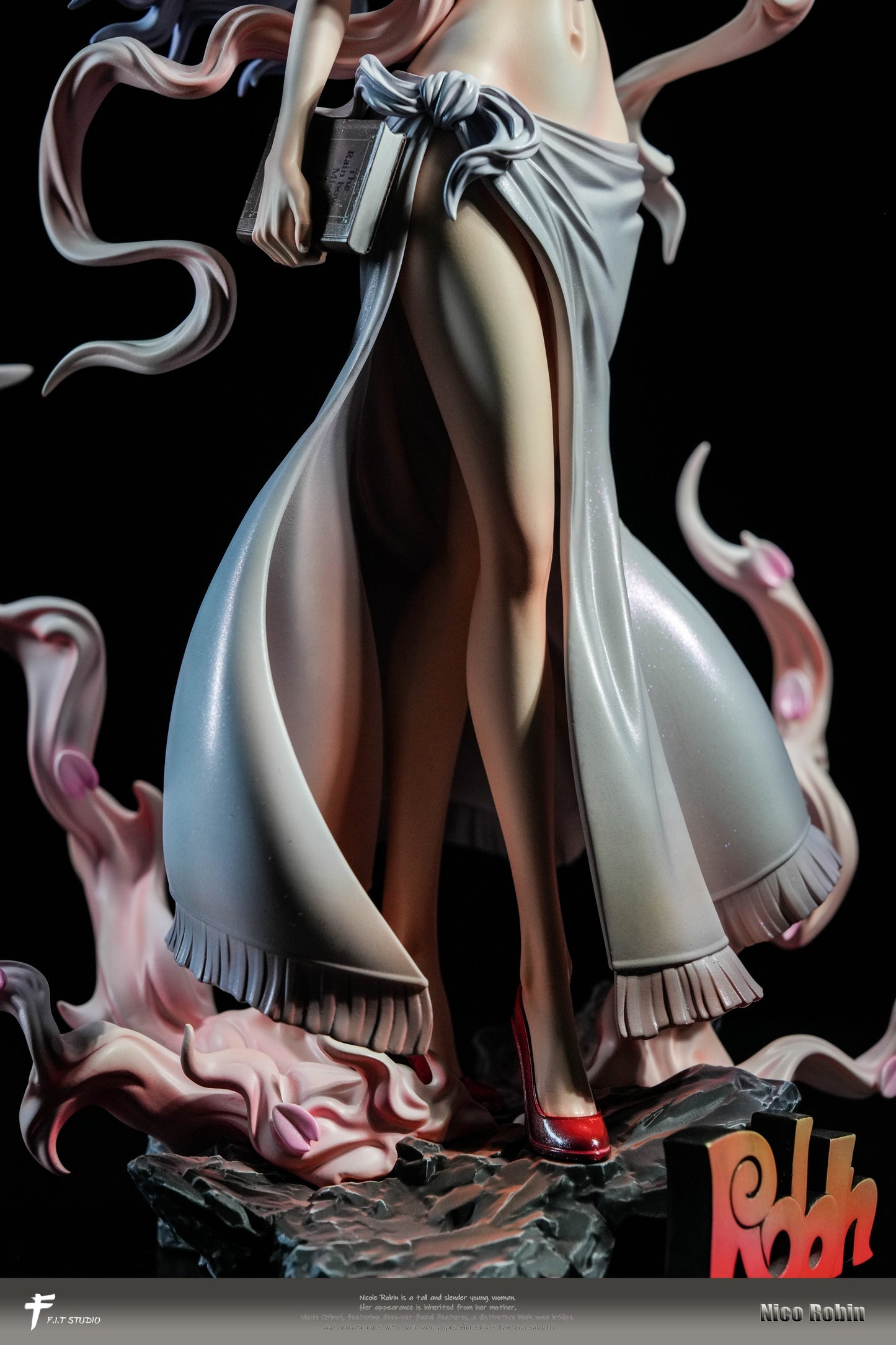 FIT Studo - Nika Version Robin [PRE-ORDER]