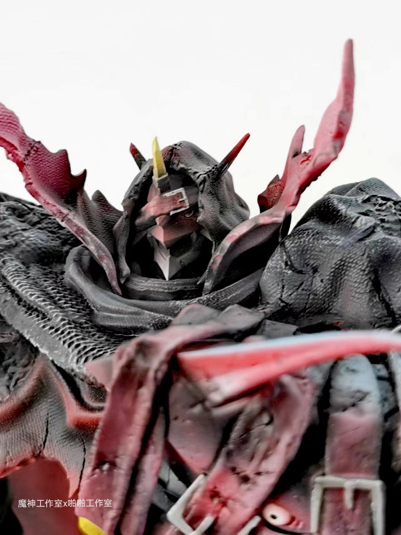 MO Studio - Omegamon Zwart [PRE-ORDER CLOSED]