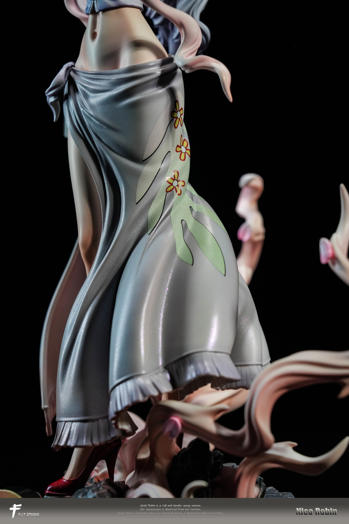 FIT Studo - Nika Version Robin [PRE-ORDER]