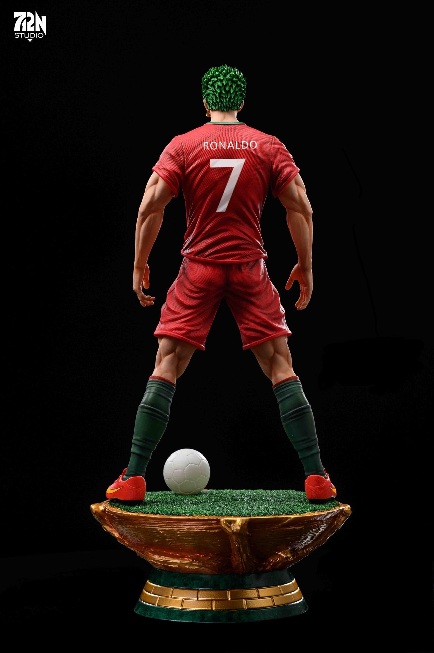 712N Studio - Football Series Zoro [IN-STOCK] – GK Collectors