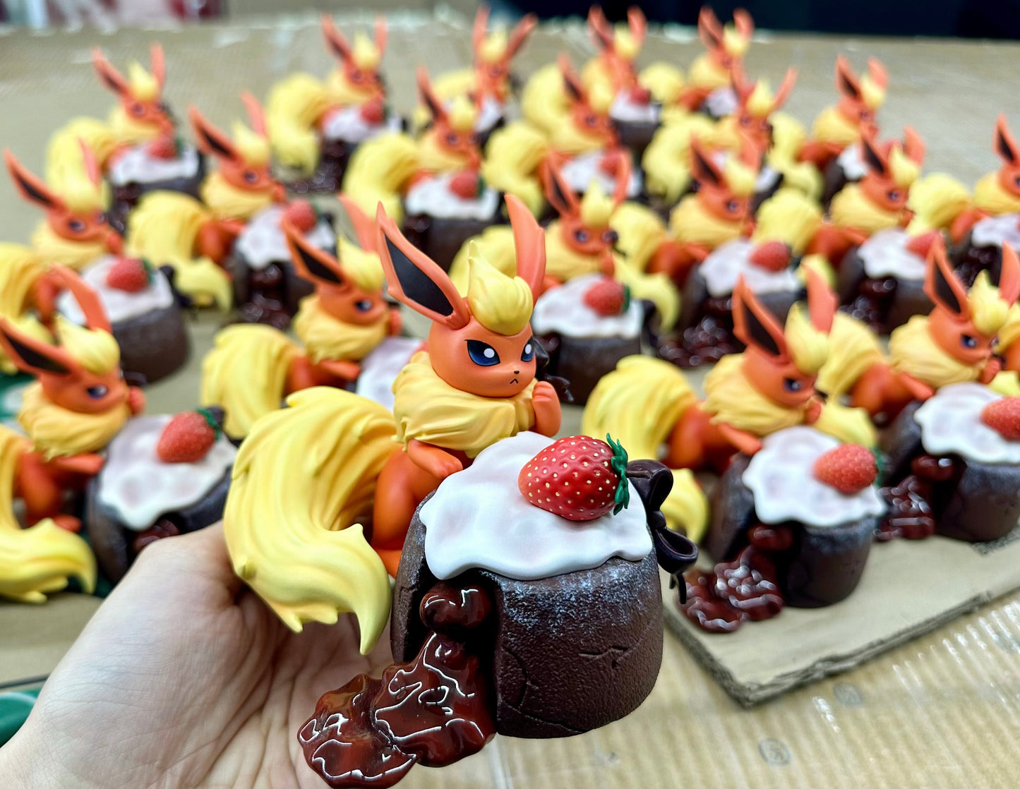 HZ Studio - Desserts Series Chocolates Flareon [IN-STOCK]