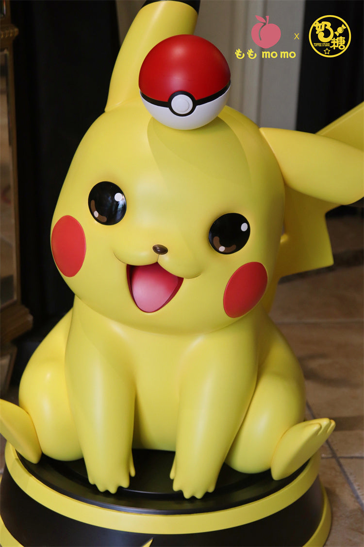 MoMo Studio X Toffee Studio - Playing Pokeball [IN-STOCK]